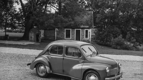 Thumb renault 4 de luxe 1950