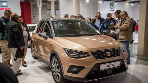 Thumb seat arona 02