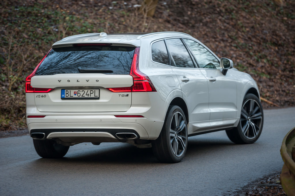 Content xc60t8 zadobokr 49