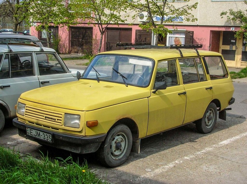 Автомобиль Wartburg 353