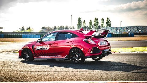 Thumb 130454 type r challenge 2018 is go honda sets new lap record at magny cours gp