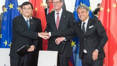 Thumb seat signs an agreement to team up with the joint venture between volkswagen group china and jac 002 hq