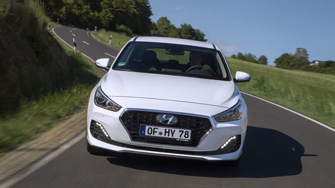 Thumb hyundai i30 5door sep2018 02