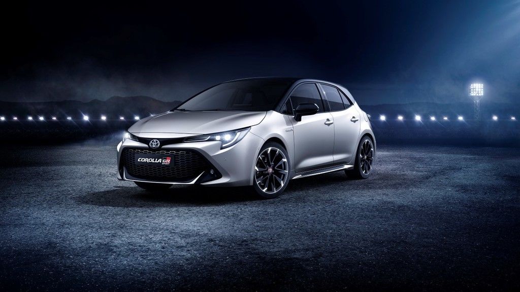 Content corolla grs hb bitone 1k6 18inchgrswheel front comp rgb v7