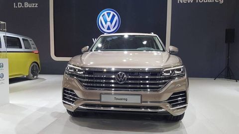 Thumb vw touareg at bucharest auto show