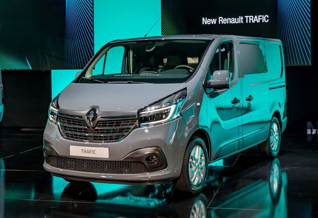 Content 21225134 2019   renault light commercial vehicles range