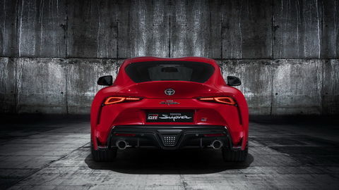 Thumb toyota supra red studio 005 859090