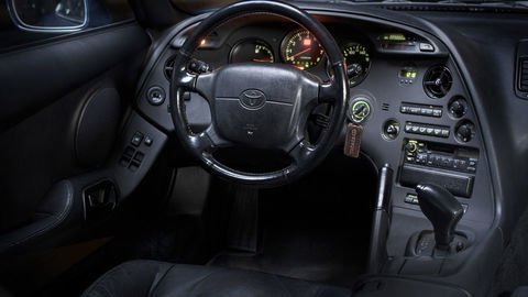 Thumb c1 toyota heritage supra 04