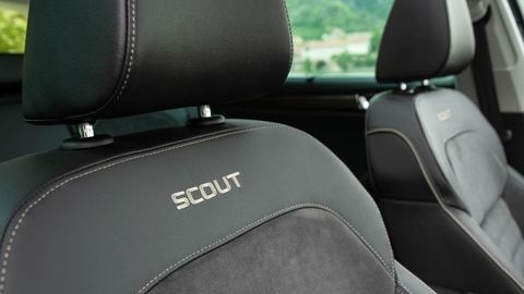 Thumb nova skoda superb scout 2019 slovenske ceny autozurnal.com 12