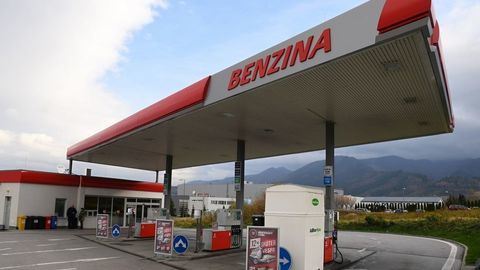 Thumb benzina na slovensku cerpacie stanice  autozurnal  1