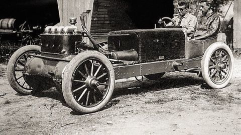 Thumb  6 christie driven by george robertson  60 hp. finished 6th
