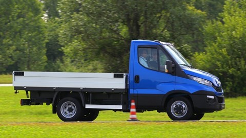 Thumb 80077 large iveco daily generacny skok vpred