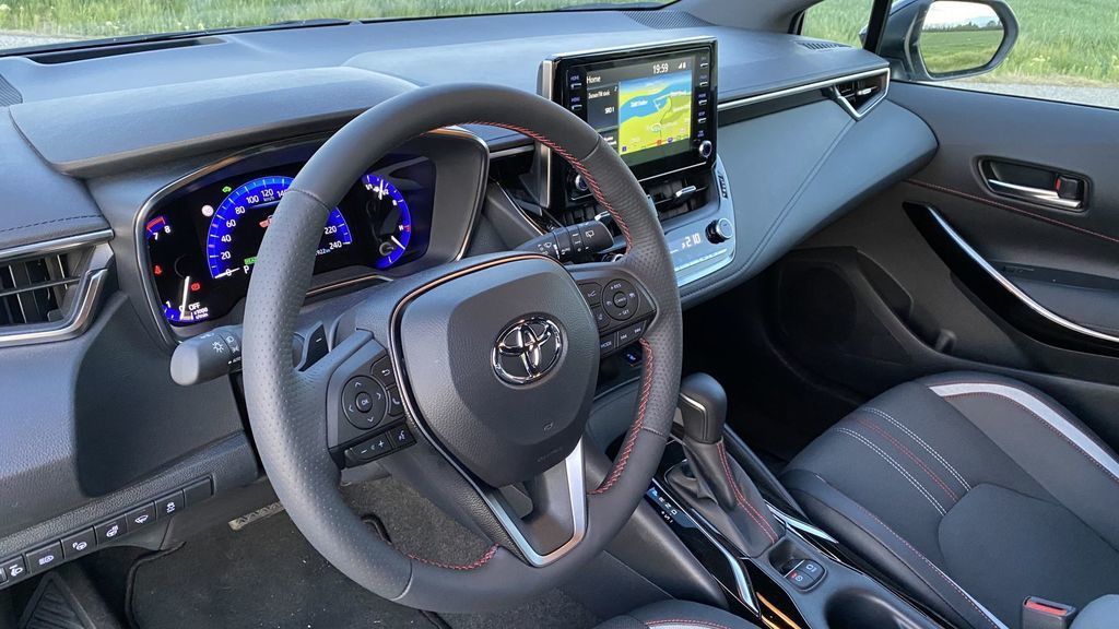 Content toyota corolla gr sport 2020 autozurnal.com  15 