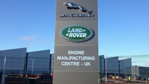 Thumb 79487 large kralovna otvorila novu motoraren jaguar land rover
