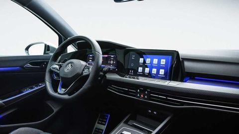 Thumb 2022 volkswagen golf r interior