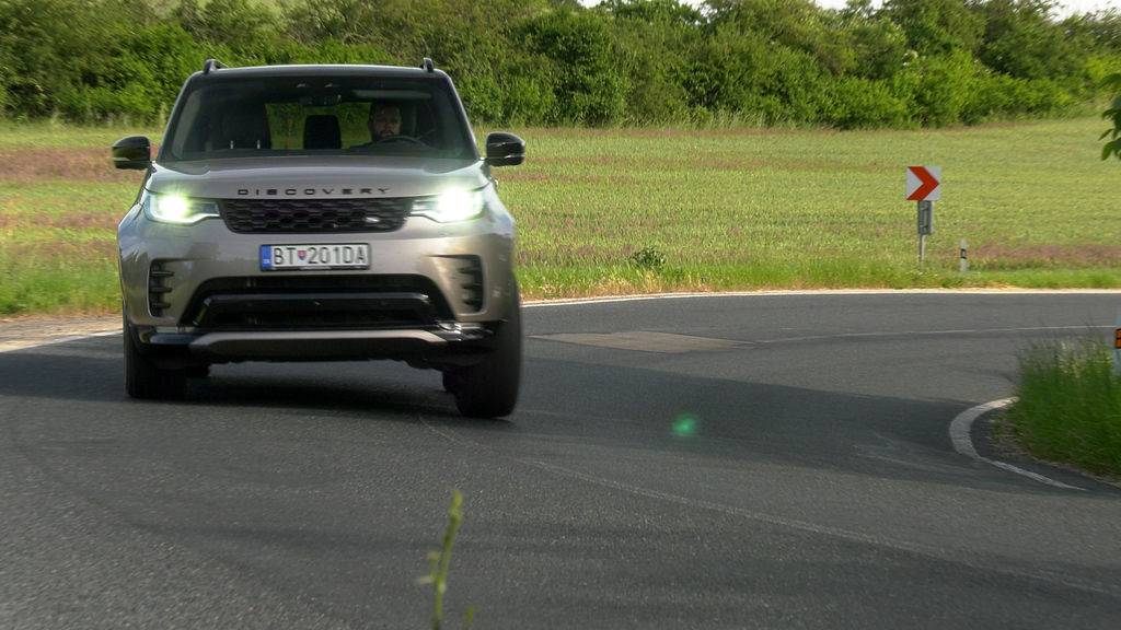 Content land rover discovery sk test 2021 1080p h264.00 12 15 09.still957