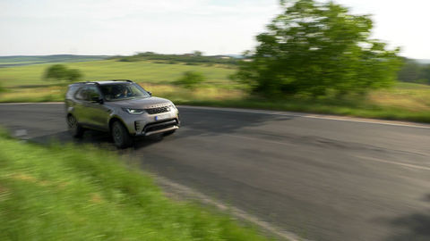 Thumb land rover discovery sk test 2021 1080p h264.00 12 57 15.still959