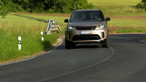 Thumb land rover discovery sk test 2021 1080p h264.00 12 35 15.still958