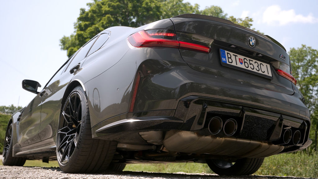 Content bmw m3 sk test 2021 1080p h264.00 17 54 17.still990