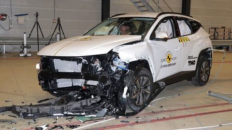 Thumb crash testy oktober 2021 autozurnal.com 5