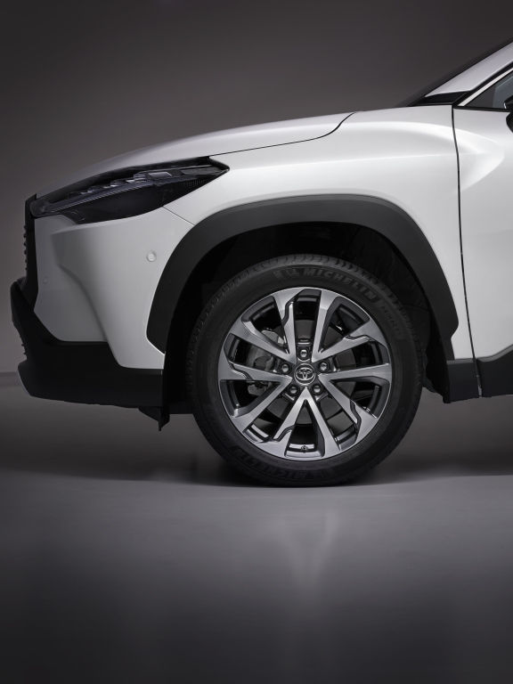 Content content toyota corolla cross hybrid 154