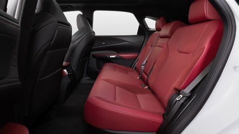 Thumb lexus rx 500h fsport white   detail   interior back seat   v2 5