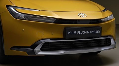 Thumb 2022   prius plug in hybrid 10