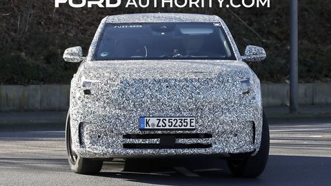 Thumb ford meb based electric crossover prototype spy shots february 2023 exterior 001