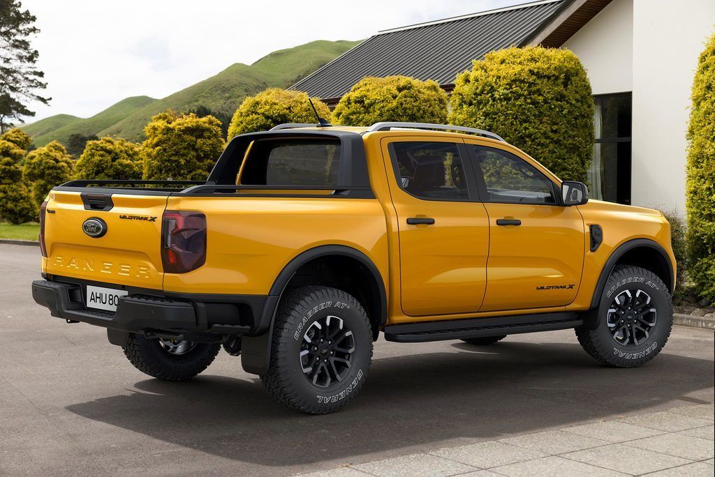 Content 2023 ford ranger wt x 4 low