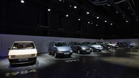 Thumb the all new renault espace  48 