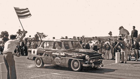 Thumb 75478 large 13 1957 crown mobilgas australia rally