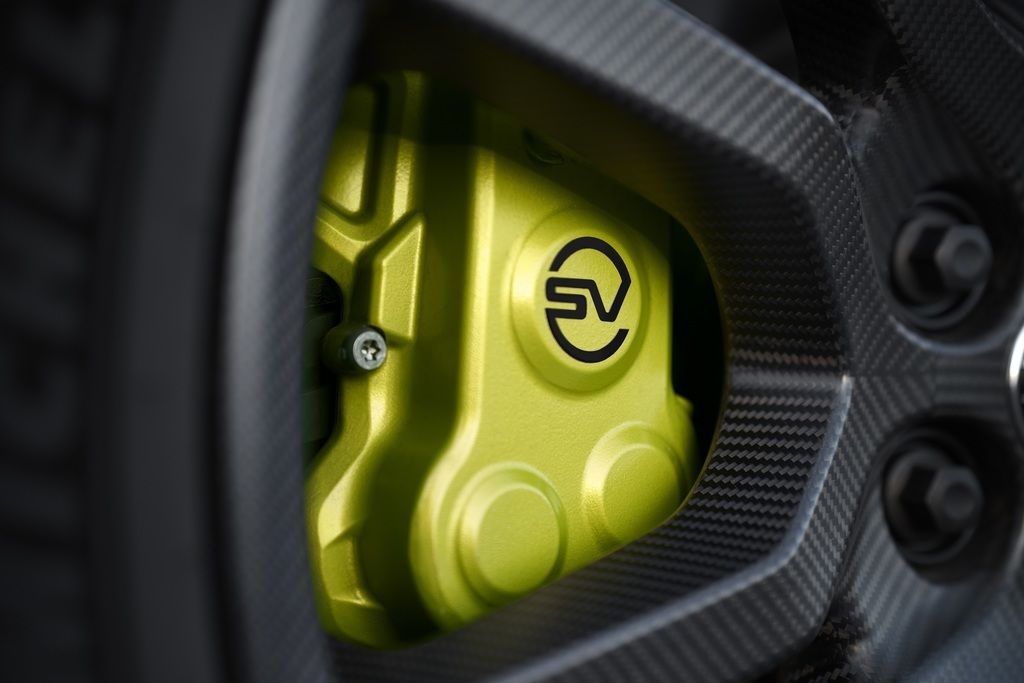 Content range rover sport sv 23inch carbon wheel   brake caliper