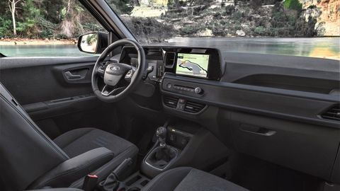 Thumb 2023 ford tourneo courier active 11 interior
