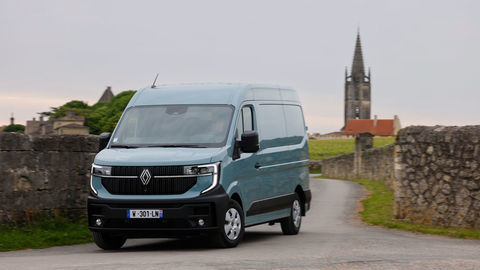 Thumb new renault master e tech electric  11 