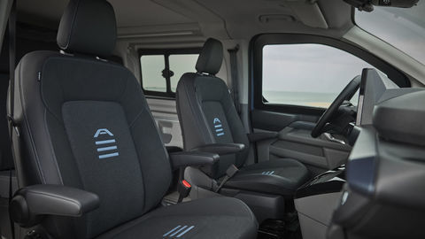 Thumb 2024fordtransitnuggetactivephev 6 seat details