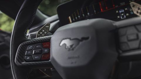 Thumb 2025 ford mustang gtd interior 03 low