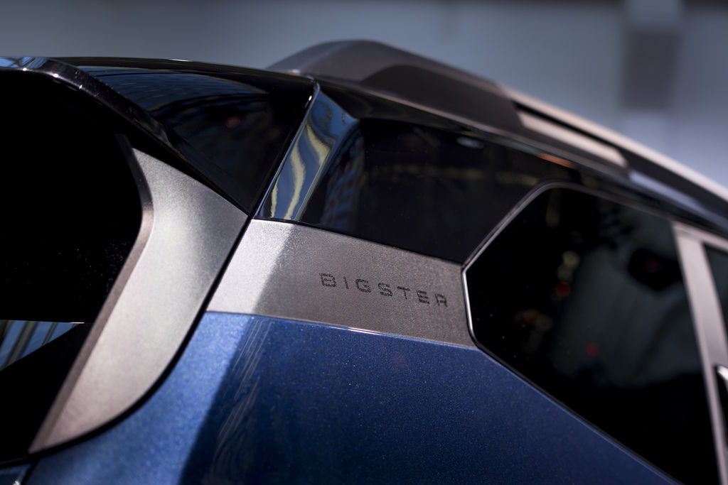 Content all new dacia bigster hybrid 155 journey indigo blue  20 