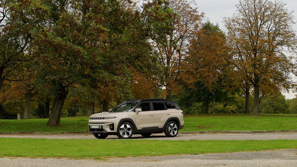 Content ssangyong torres evx sk test 2024 1080p h264.00 01 23 07.still181