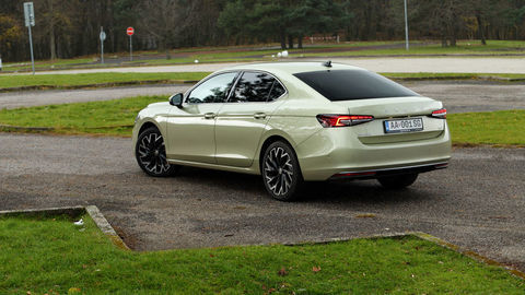 Thumb skoda superb tdi sk test 2024 4k.00 21 57 23.still232
