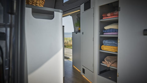 Thumb content 2024fordtransitnuggetlwbtitanium 10 wardrobe area 1