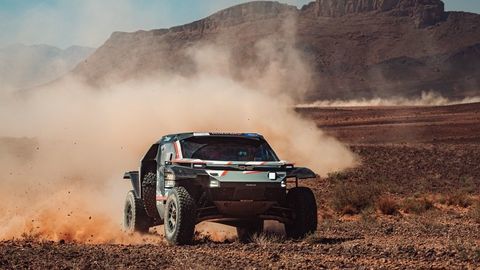 Thumb the dacia sandriders all set for dakar rally adventure  6 