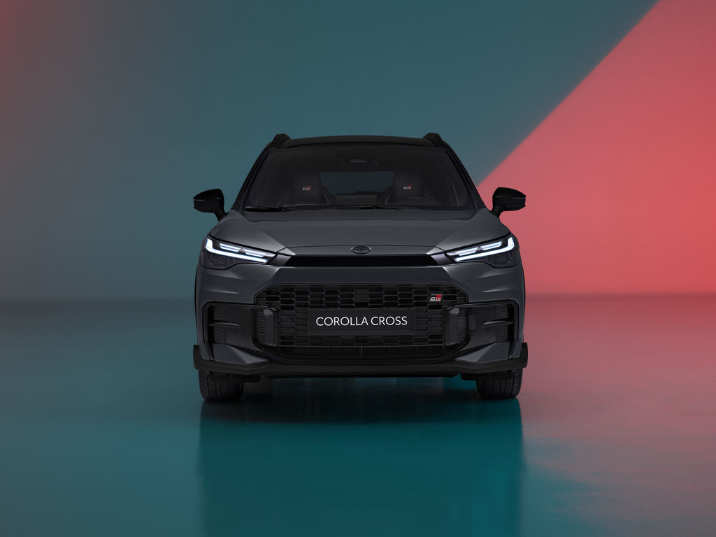 Content 2025 corolla cross gr sport 005