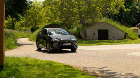 Thumb lexus rz300e sk test 2025 4k.00 12 02 20.still372