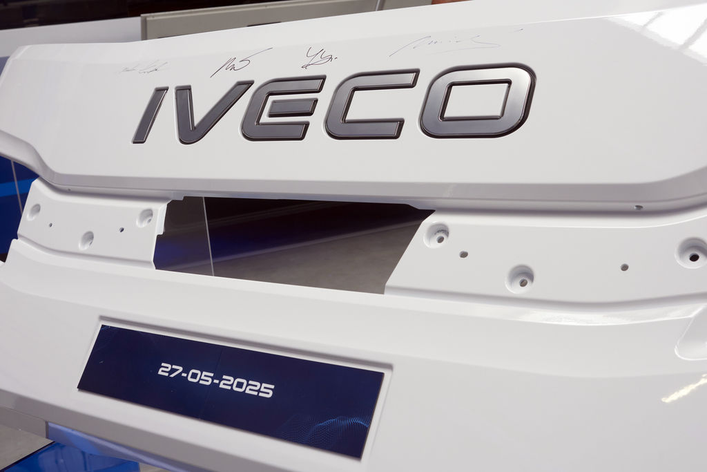 Content iveco bus nov  v vjov  a prototypov  centrum 3