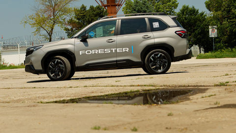 Thumb subaru forester sk test 2025 4k.00 02 40 20.still348