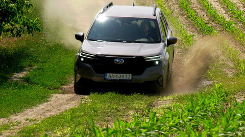 Thumb subaru forester sk test 2025 4k.00 25 55 03.still354