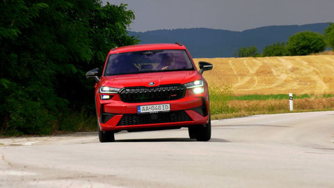 Thumb skoda kodiaq rs sk test 2025 4k.00 10 29 15.still385