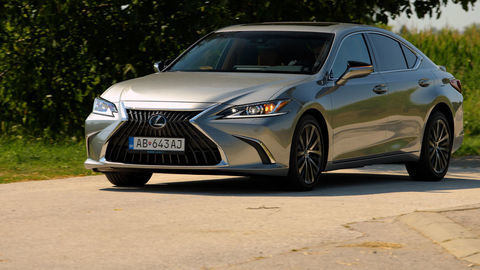 Thumb lexus es sk test 2025 4k.00 21 41 15.still443