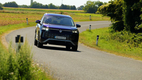 Thumb vw tayron phev sk test 2025 4k.00 14 27 09.still430