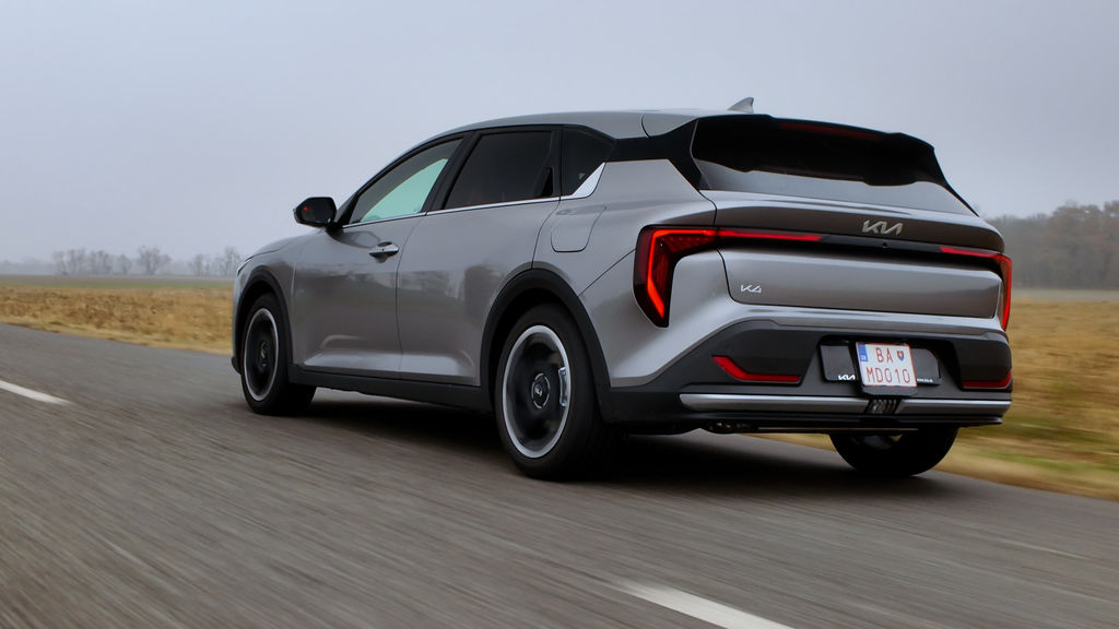 Content kia k4 sk test 2025 4k.00 18 52 12.still552